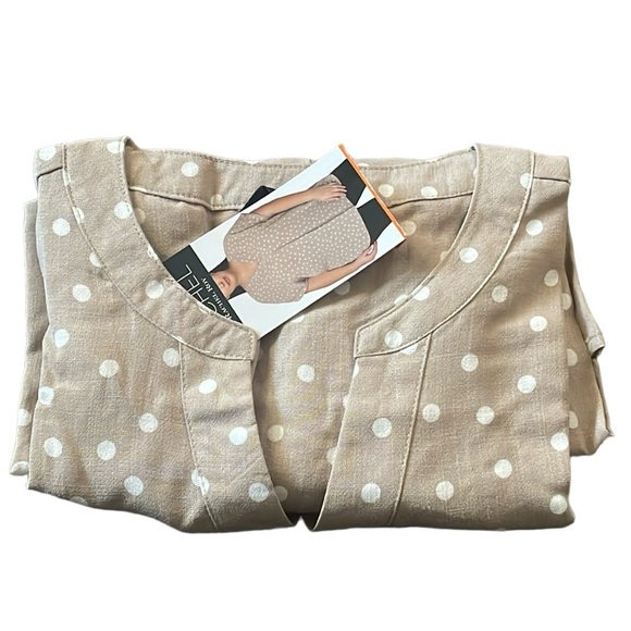 Rachel Rachel Roy - V-neck Tunic Top - Picture 2 of 6